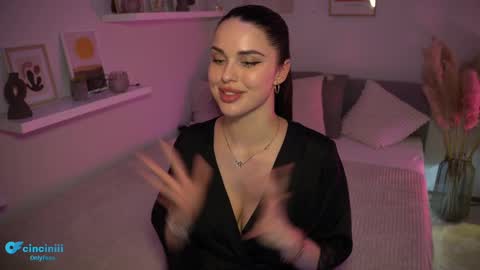 Naomi online show from February 12, 2025, 10:37 pm