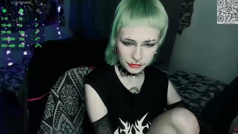 Snapshot of say_mary chatting on March 15, 2026, 12:16 am pronoun she. name Mary. age 21. online show from March 15, 2026, 12:16 am