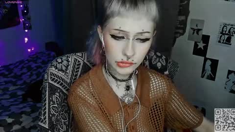 Snapshot of say_mary chatting on April 5, 2026, 1:03 am pronoun she. name Mary. age 21. online show from April 5, 2026, 1:03 am