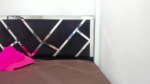 scarlet online show from September 16, 2025, 7:37 pm