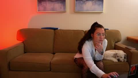 scarlajade online show from April 4, 2026, 5:16 am