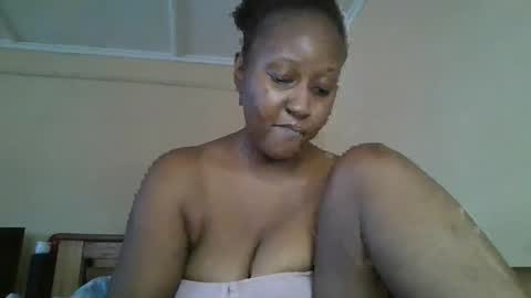 scarlet_25142359 online show from September 17, 2025, 9:55 am