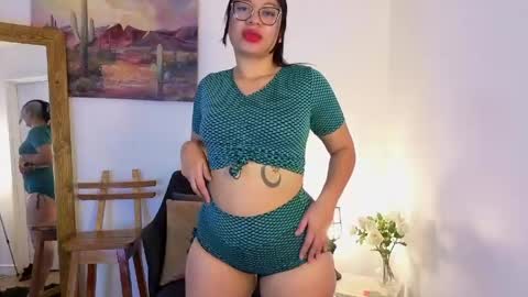 Scarlet online show from May 2, 2026, 10:53 am