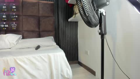 scarlet__love__ online show from April 30, 2026, 11:38 am