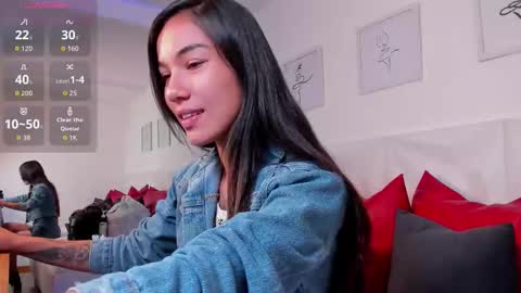 Scarlet online show from December 19, 2025, 4:14 pm