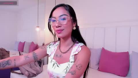 Scarlet online show from December 20, 2025, 7:54 pm