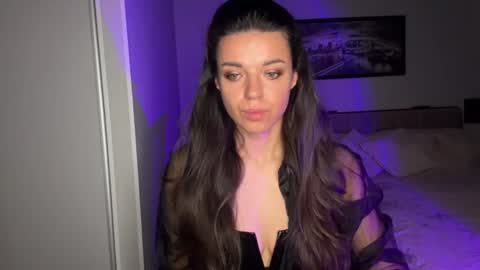 Snapshot of scarlet_daisy_ chatting on July 15, 2026, 7:24 am Sophie online show from July 15, 2026, 7:24 am