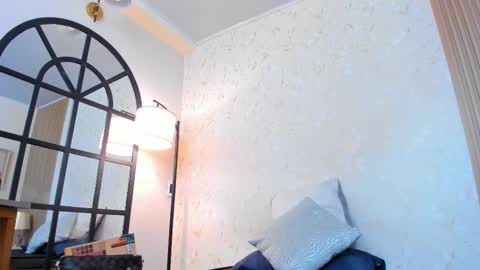 Scarlet Edwars online show from January 17, 2026, 6:11 pm