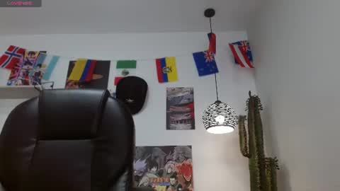Snapshot of scarlet_hans chatting on June 27, 2026, 12:04 am scarlet_hans online show from June 27, 2026, 12:04 am