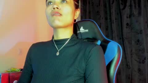 scarlet taylor kennedy online show from November 11, 2025, 8:09 pm