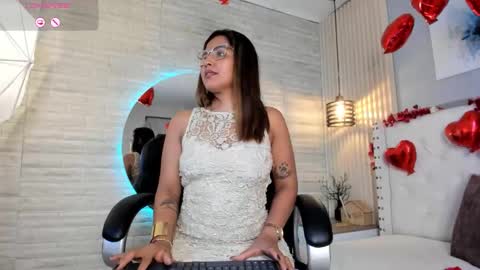 Scarlet online show from February 9, 2026, 11:09 pm