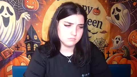 Snapshot of scarletcargo chatting on November 1, 2025, 12:07 pm ScarletCargo online show from November 1, 2025, 12:07 pm