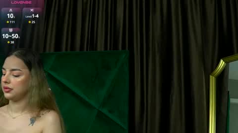 Scarlet online show from January 9, 2026, 10:44 pm