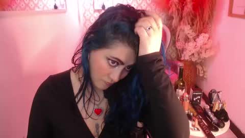 Snapshot of scarleth_bluee chatting on October 30, 2025, 2:57 am Scarleth online show from October 30, 2025, 2:57 am