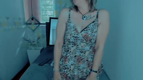 S C A R L E T online show from December 17, 2024, 3:17 pm