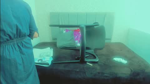 S C A R L E T online show from January 25, 2025, 6:02 pm