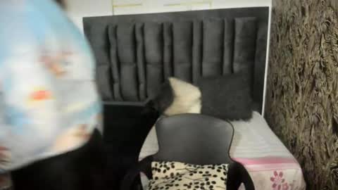 S C A R L E T online show from October 16, 2025, 11:55 am