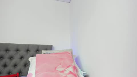 SOFI online show from December 10, 2024, 6:28 pm