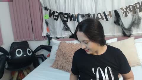 scarlet  online show from October 29, 2025, 10:50 am