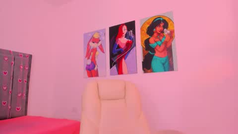 Snapshot of scarletliz chatting on October 18, 2025, 12:50 pm Scarletliz online show from October 18, 2025, 12:50 pm