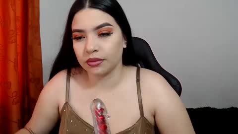 Snapshot of scarletlux_ chatting on February 17, 2026, 5:08 pm Scarlet online show from February 17, 2026, 5:08 pm