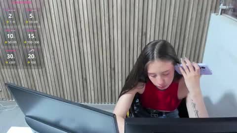 Snapshot of scarlett21__ chatting on March 15, 2026, 5:19 pm Scarlett online show from March 15, 2026, 5:19 pm