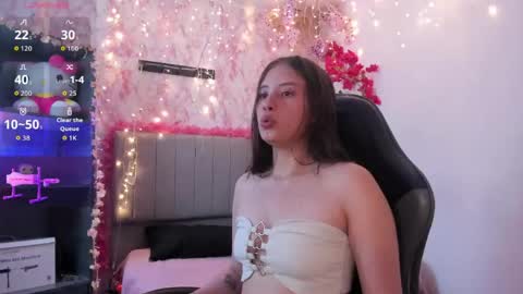 Snapshot of scarlett21__ chatting on May 2, 2026, 9:53 pm Scarlett online show from May 2, 2026, 9:53 pm