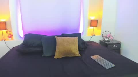 Scarlet online show from May 17, 2026, 6:26 pm