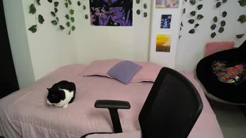 Snapshot of scarlett_blackthorne chatting on September 23, 2025, 4:48 am Scarlett Blackthorne online show from September 23, 2025, 4:48 am