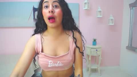 Scarlett online show from January 14, 2026, 12:22 pm