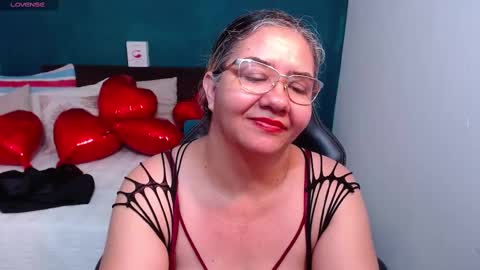 Scarlett  online show from February 16, 2025, 3:04 am