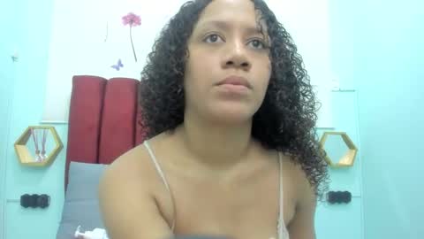 scarlett_fox20 online show from November 1, 2025, 12:51 pm