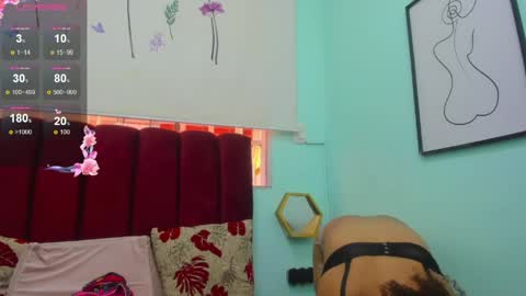 scarlett_fox20 online show from April 30, 2026, 8:57 pm
