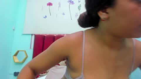scarlett_fox20 online show from May 22, 2026, 11:27 am