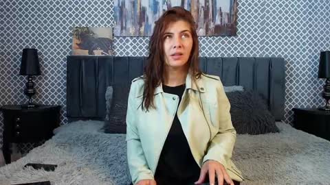 Snapshot of scarlett_moore_ chatting on March 9, 2025, 11:58 am Scarlett online show from March 9, 2025, 11:58 am