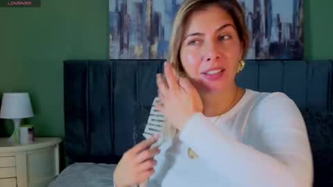 Scarlett online show from March 4, 2026, 1:50 pm