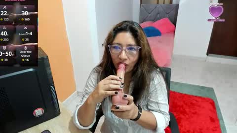 Snapshot of scarlett_mystic chatting on October 29, 2025, 2:08 pm Scarlett online show from October 29, 2025, 2:08 pm