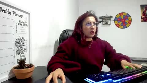 Snapshot of scarlett_sen chatting on December 13, 2024, 2:38 pm Mistress Scarlett online show from December 13, 2024, 2:38 pm