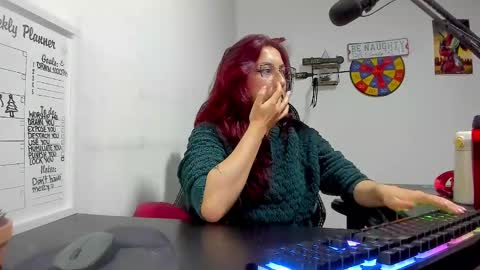 Snapshot of scarlett_sen chatting on December 19, 2024, 4:13 pm Mistress Scarlett online show from December 19, 2024, 4:13 pm