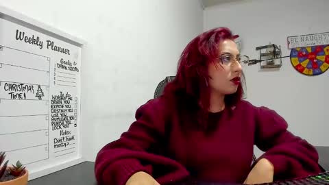 Snapshot of scarlett_sen chatting on December 23, 2024, 1:56 pm Mistress Scarlett online show from December 23, 2024, 1:56 pm