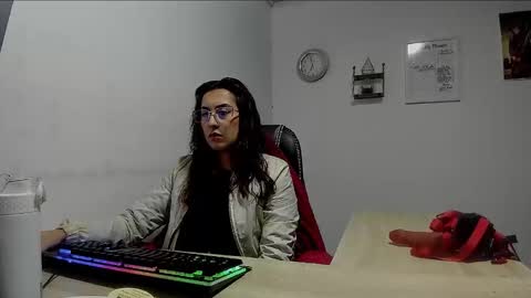Snapshot of scarlett_sen chatting on January 29, 2025, 1:38 pm Mistress Scarlett online show from January 29, 2025, 1:38 pm