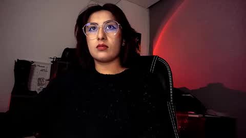 Snapshot of scarlett_sen chatting on September 11, 2025, 3:34 pm Mistress Scarlett online show from September 11, 2025, 3:34 pm