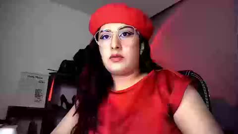 Snapshot of scarlett_sen chatting on September 13, 2025, 3:01 pm Mistress Scarlett online show from September 13, 2025, 3:01 pm