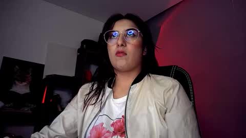 Snapshot of scarlett_sen chatting on September 25, 2025, 3:27 pm Mistress Scarlett online show from September 25, 2025, 3:27 pm
