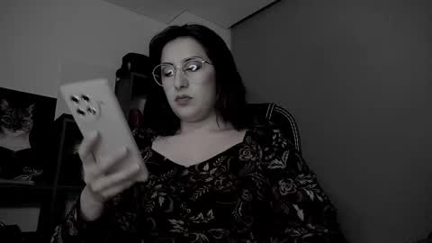 Snapshot of scarlett_sen chatting on September 27, 2025, 3:06 pm Mistress Scarlett online show from September 27, 2025, 3:06 pm