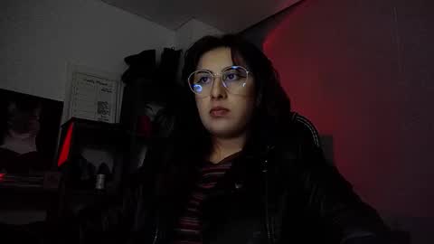 Snapshot of scarlett_sen chatting on October 3, 2025, 2:14 pm Mistress Scarlett online show from October 3, 2025, 2:14 pm
