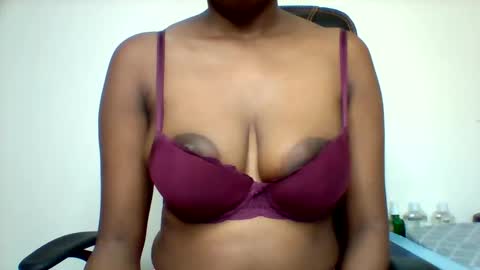 Scarlett online show from June 2, 2026, 3:52 am