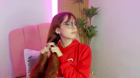 scarlett smith 3 online show from November 11, 2025, 2:55 am