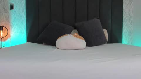 Scarlett online show from March 25, 2026, 5:13 am