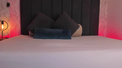 Scarlett online show from April 7, 2026, 5:41 am